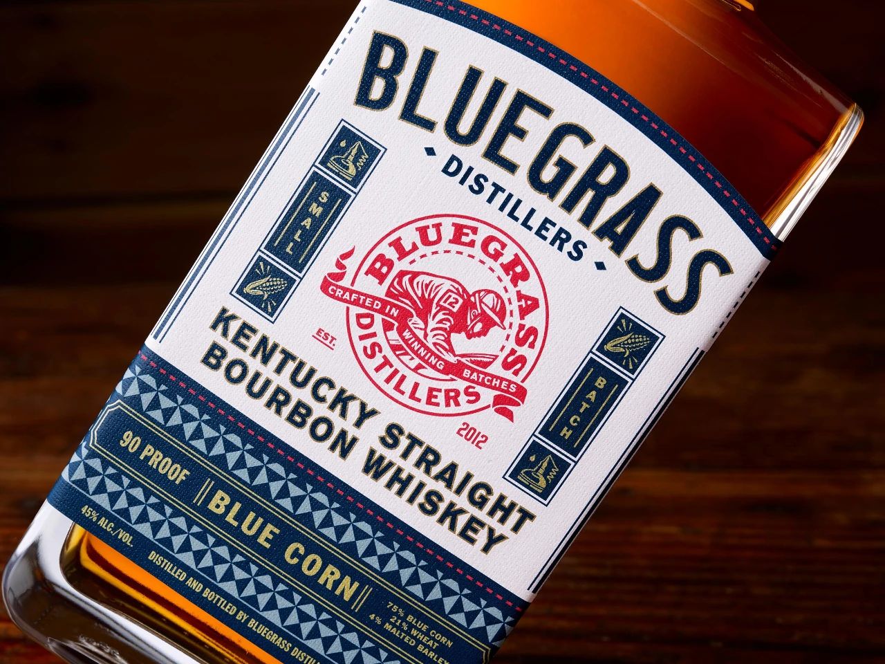 Bluegrass Distillers肯塔基威士忌包装设计特写